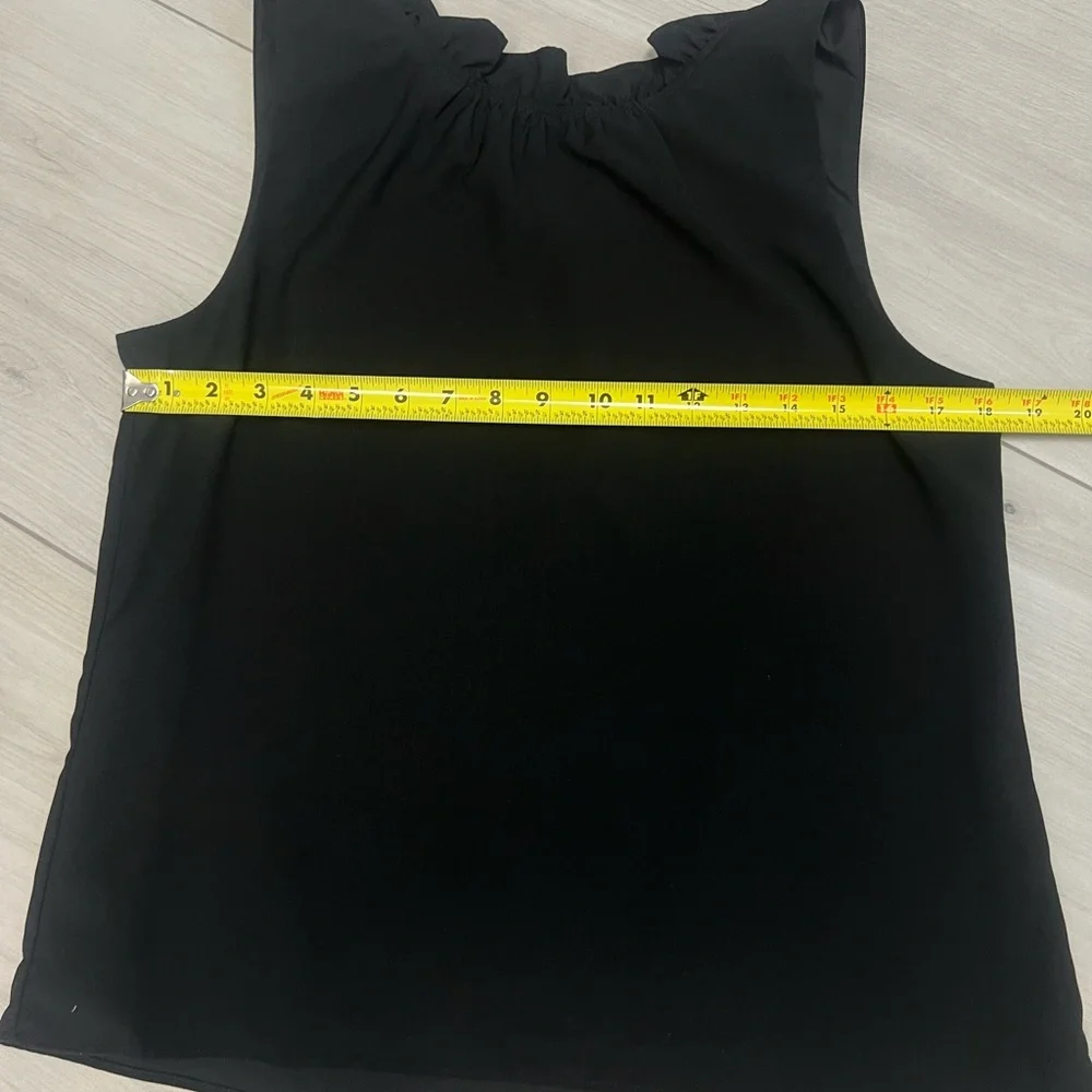 J. Crew Black Sleeveless Ruffle-Neck Shell Blouse Sz S Preppy Classic Office - Picture 7 of 7